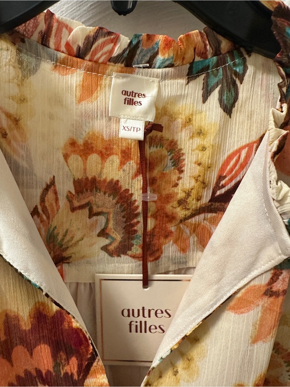 NWT Autres Filles Womens Ivory Floral Smocked Mini Dress X-Small - Picture 4 of 10
